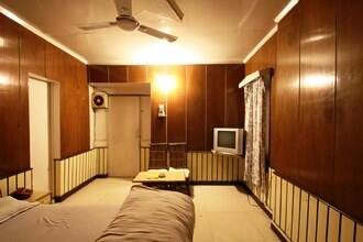 Hotel Broadway, Mussoorie 2